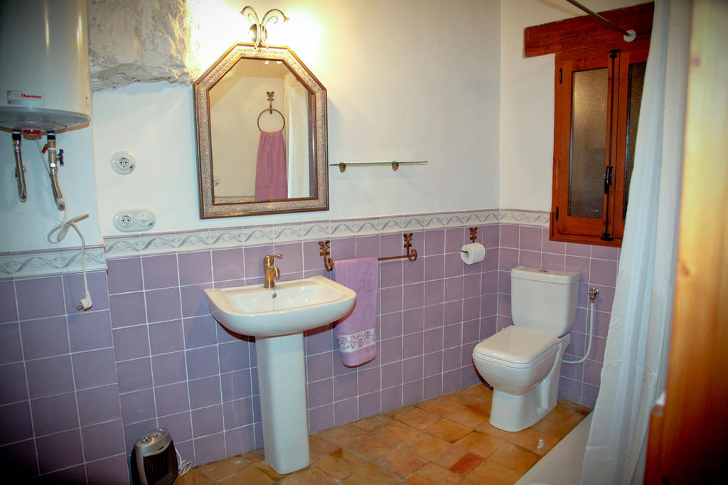 Casa Rural La Bodeguilla Alcala del Jucar Kamer foto