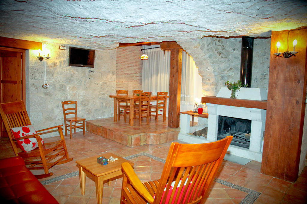 Casa Rural La Bodeguilla Alcala del Jucar Kamer foto